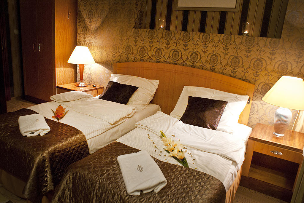 Hotel MCM Plus Gorzów Wielkopolski Zimmer foto